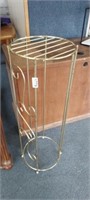 WIRE PLANT STAND