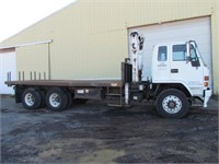 1995 Chevy W7 Truck w/Boom (diesel)