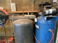 GIANT AIR COMPRESSOR DOUBLE TANK