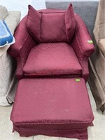 MAROON SWIVAL CHAIR WITH FOOT STOOL