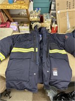 Like NEW!!! Arctic FR winter jacket size large