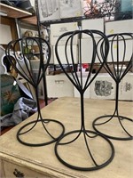 4 Hat Stands