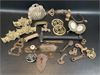 Vintage / Antique Metal Hardware, Drawer Pulls,
