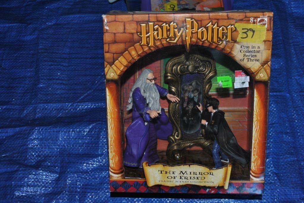 Harry Potter The Mirror of Erised New in box