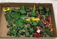 Jonh Deere farm toy die cast collection