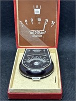 Vintage Bertram Amateur Light Meter w/OG Box