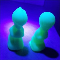 Praying Boy & Girl Fenton Uranium Glass