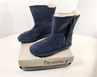 NEW Bearpaw Boots (Size: 9)