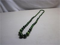 Vintage Green Marbled Bakelite Necklace