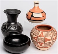 4 Native American Navajo Pottery, Santa Clara +