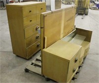 Dresser & Vanity,  Approx 18"x34"x50" & 18"x54"x64