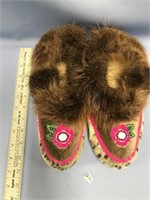 Pair of ladies handmade sealskin slippers, with be