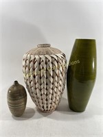 Large VTG Wicker Basket & (2) Vases