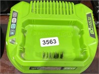 GREENWORKS PRO BATTERY CHARGER