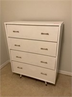 Modern Style White Dresser of Drawers