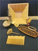 Misc carved wood pieces in wood pampered chef
