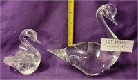 2 CLEAR GLASS SWAN PAPERWEIGHTS