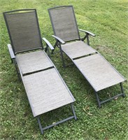 2 Fold Up Lawn Chairs