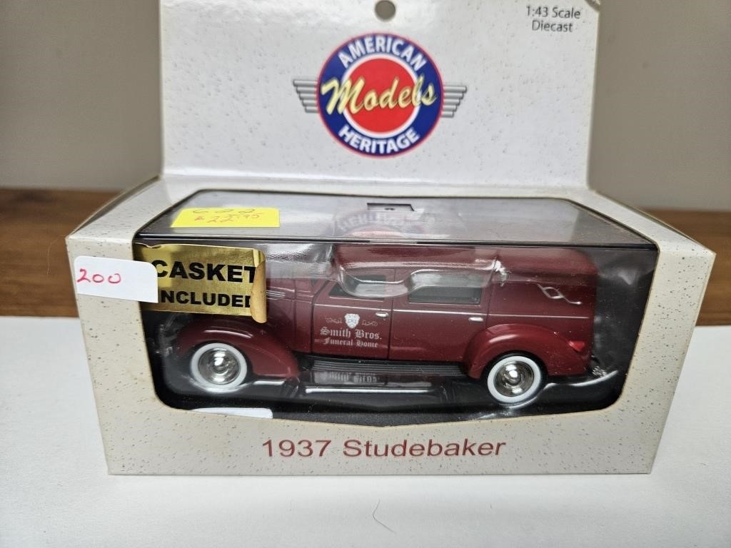 AMERICAN MODELS HERITAGE 1937 STUDEBAKER 1:43