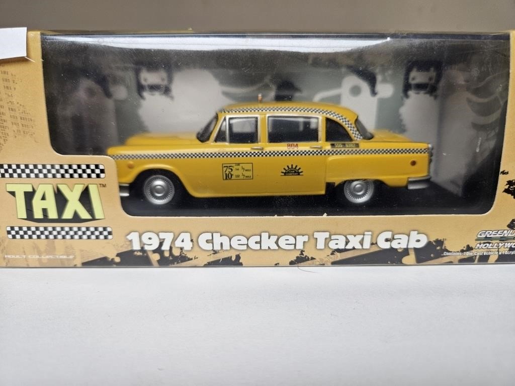 TAXI 1974 CHECKER TAXI CAB 1:43 LIMITED EDITION