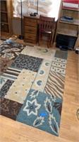 Area rug 7’6”x9’