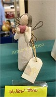 WILLOW TREE ANGEL FIGURINE