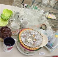 Large lot miscellaneous dishes