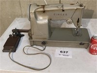 SINGER TABLE TOP SEWING MACHINE