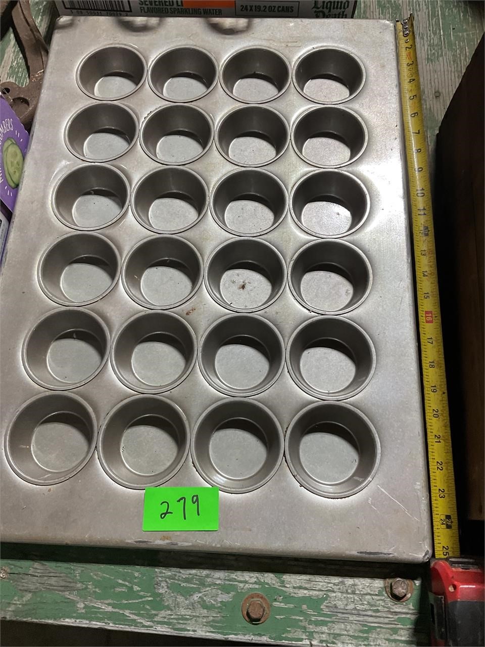 Commercial, aluminum muffin, cupcake, baking pans