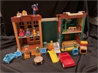 Fisher Price Sesame Street Playhouse