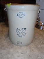 8 gallon Western stoneware crock