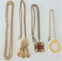Vintage Necklaces (4 pcs)