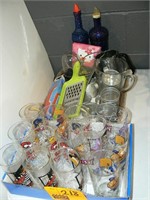CHARACTER GLASSES, FLAT OF KITCHENWARE WITH