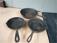 3 CAST IRON SKILLETS