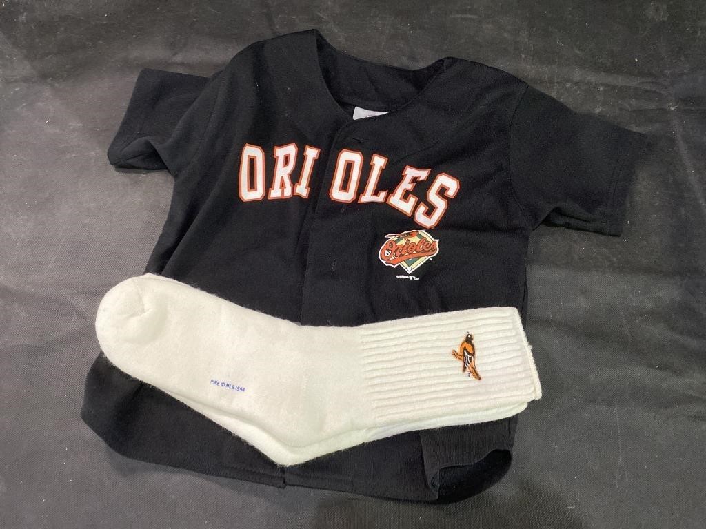 Kids Orioles Shirt & Men’s Orioles Socks