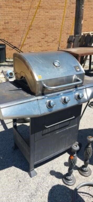 Stainless propane BBQ grill