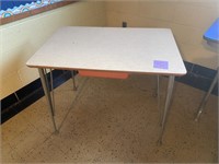 Classroom Style Desk