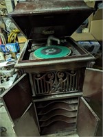 Grandola Phonograph