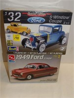 '32 Ford Coupe & 1949 Ford Model Kits