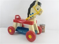 Cheval sur roulettes Fisher Price wheeled horse