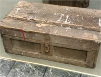 Antique carpenters tool box with 2 inserts