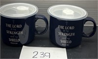 (2) coffee / soup cups w/ lids