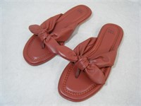Pair new womens Bow Flats ~ 9
