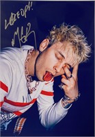 Autograph Machine Gun Kelly Photo