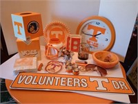 Awesome UT Volunteers souvenirs, etc.: 2 tissue