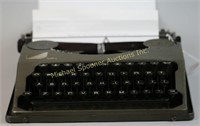 1936 HERMES BABY TYPEWRITER IN WORKING CONDITION
