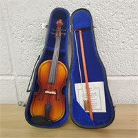 Cool Miniature Wooden Violin 7?"