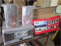 stereo/cd player w/speakers