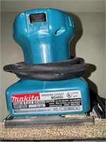 Makita Palm Sander (LIKE NEW)