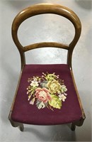 Vintage chair w/ fancy seat